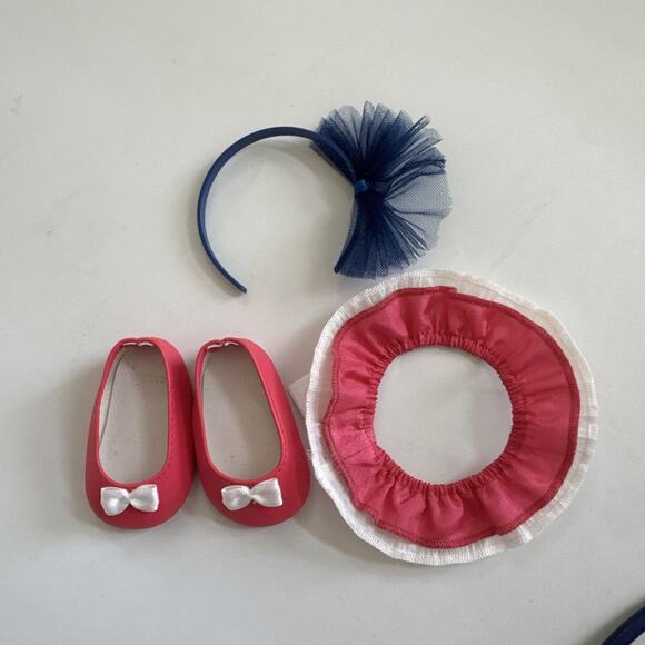 American Girl Talent Show Set Accessories with Box Retired w/Box NO Doll - Picture 5 of 13